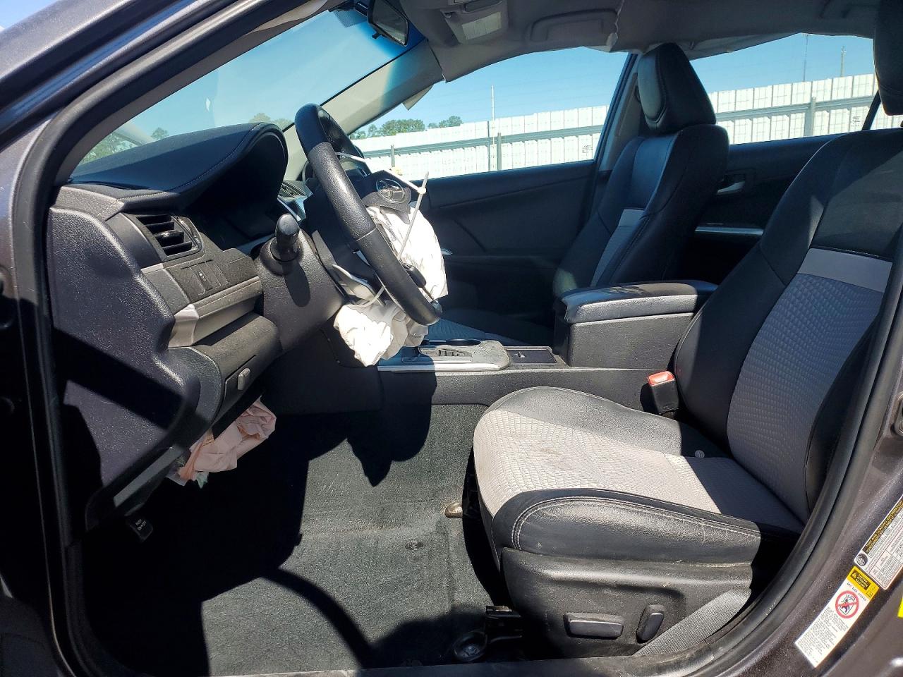 2014 TOYOTA CAMRY