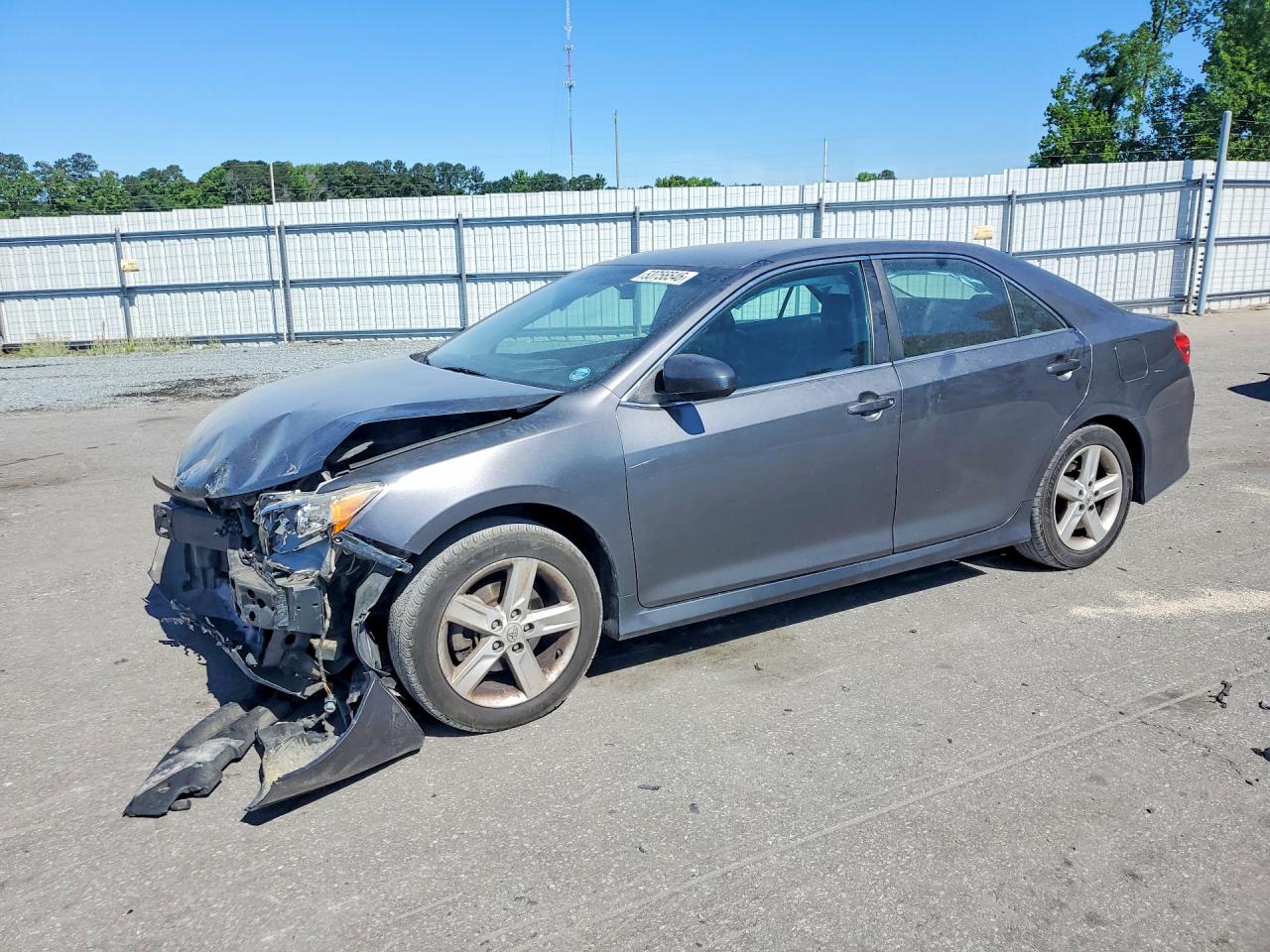 2014 TOYOTA CAMRY