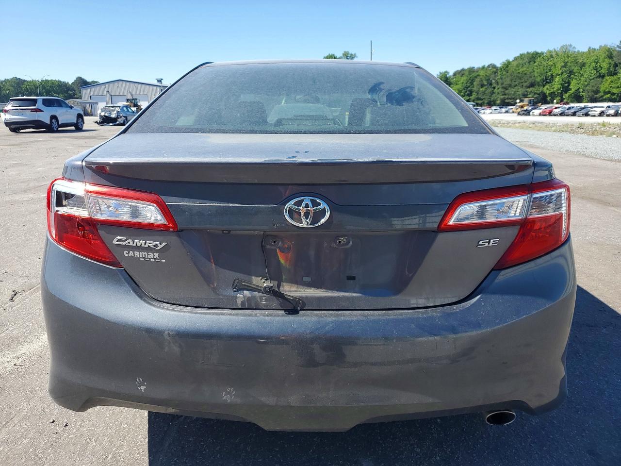 2014 TOYOTA CAMRY