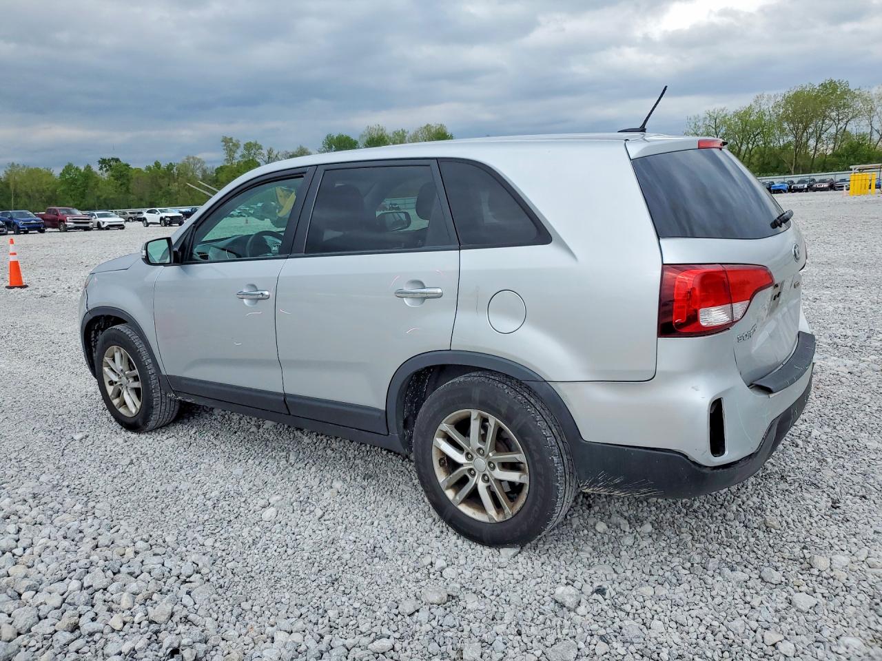 2014 KIA SORENTO