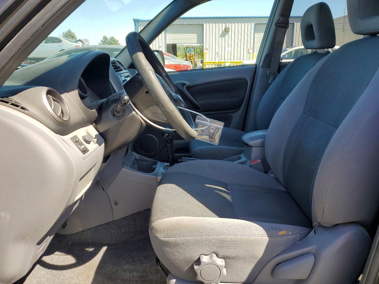 2003 TOYOTA RAV4