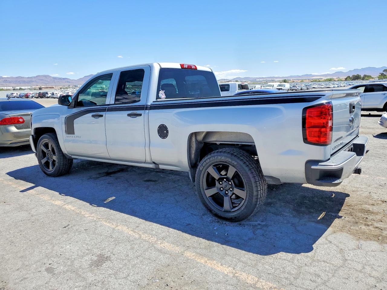 2016 CHEVROLET SILVERADO