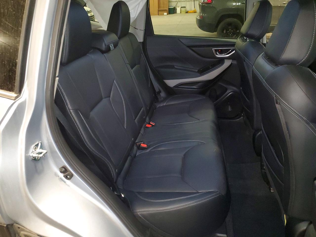 2024 SUBARU FORESTER