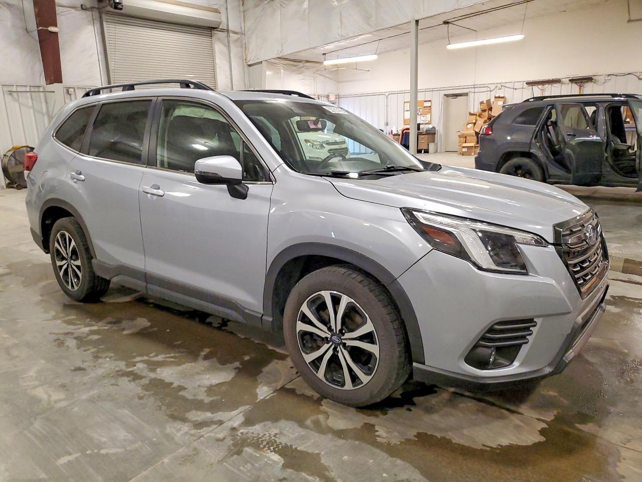 2024 SUBARU FORESTER