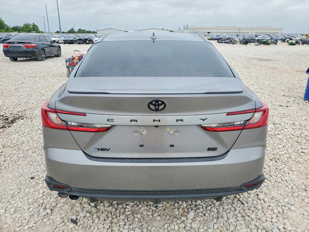 2026 TOYOTA CAMRY