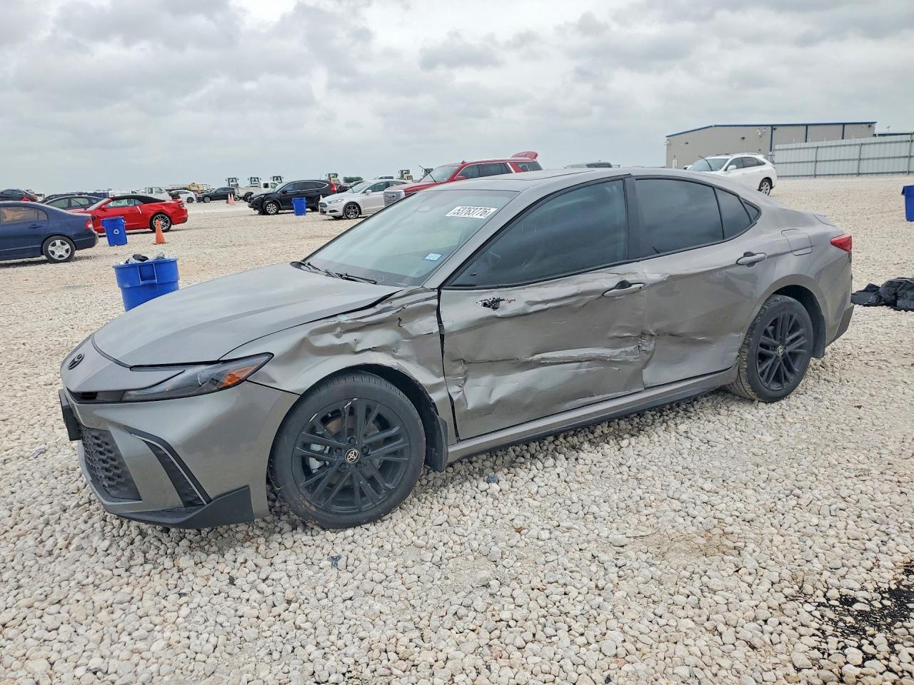 2026 TOYOTA CAMRY