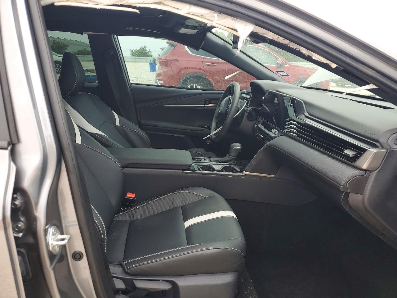 2026 TOYOTA CAMRY