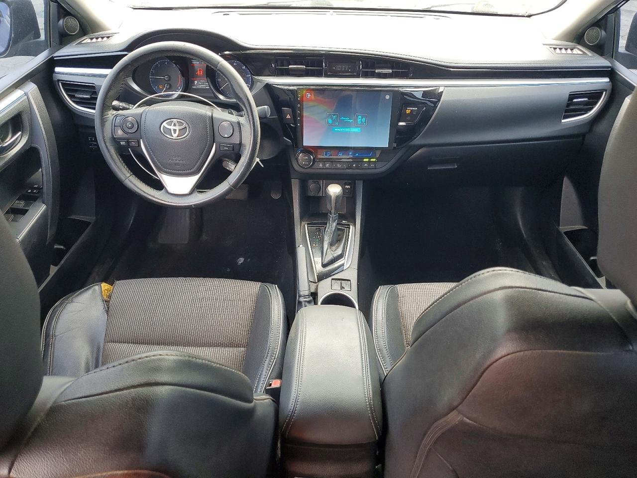 2015 TOYOTA COROLLA
