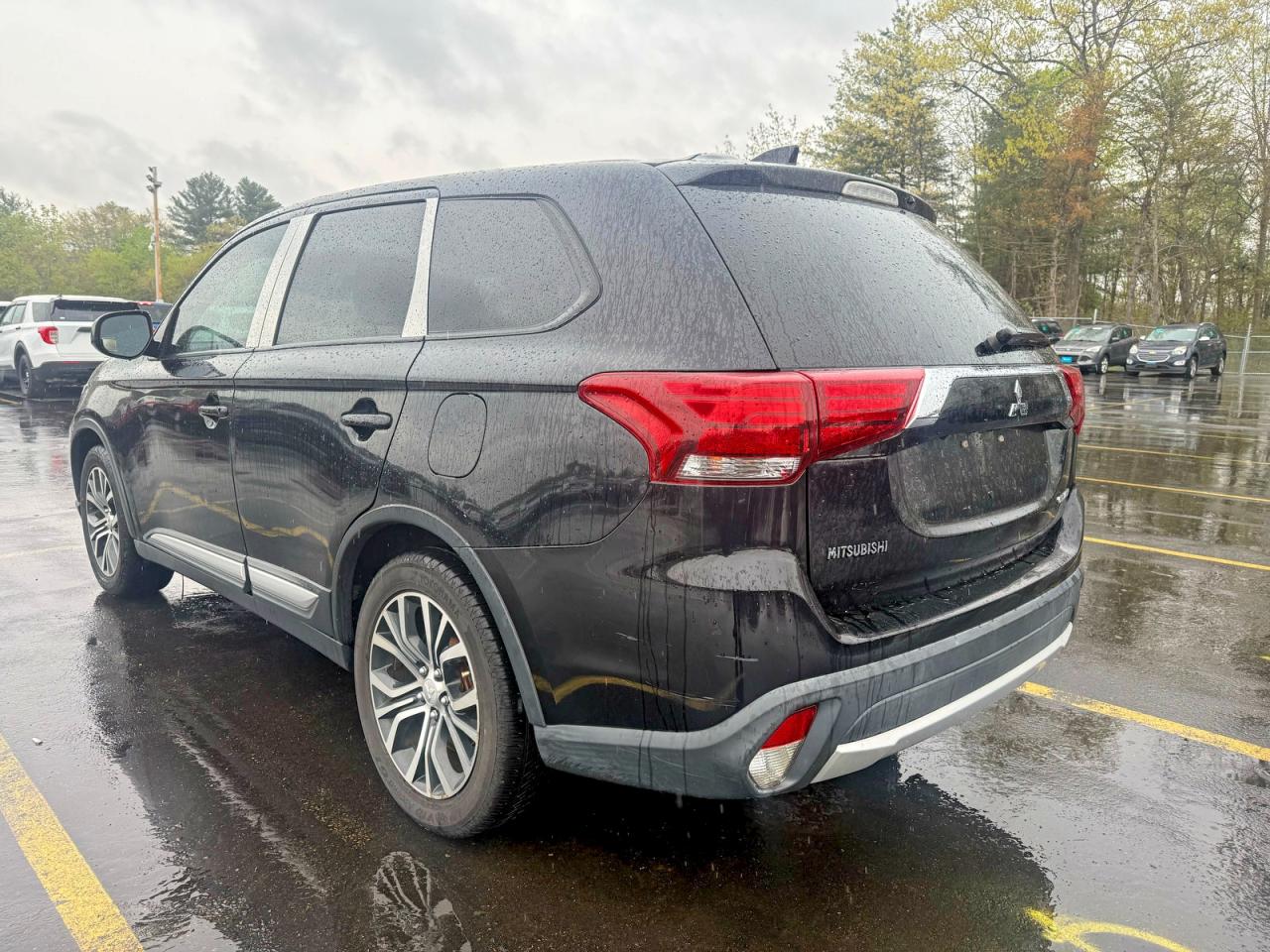 2018 MITSUBISHI OUTLANDER