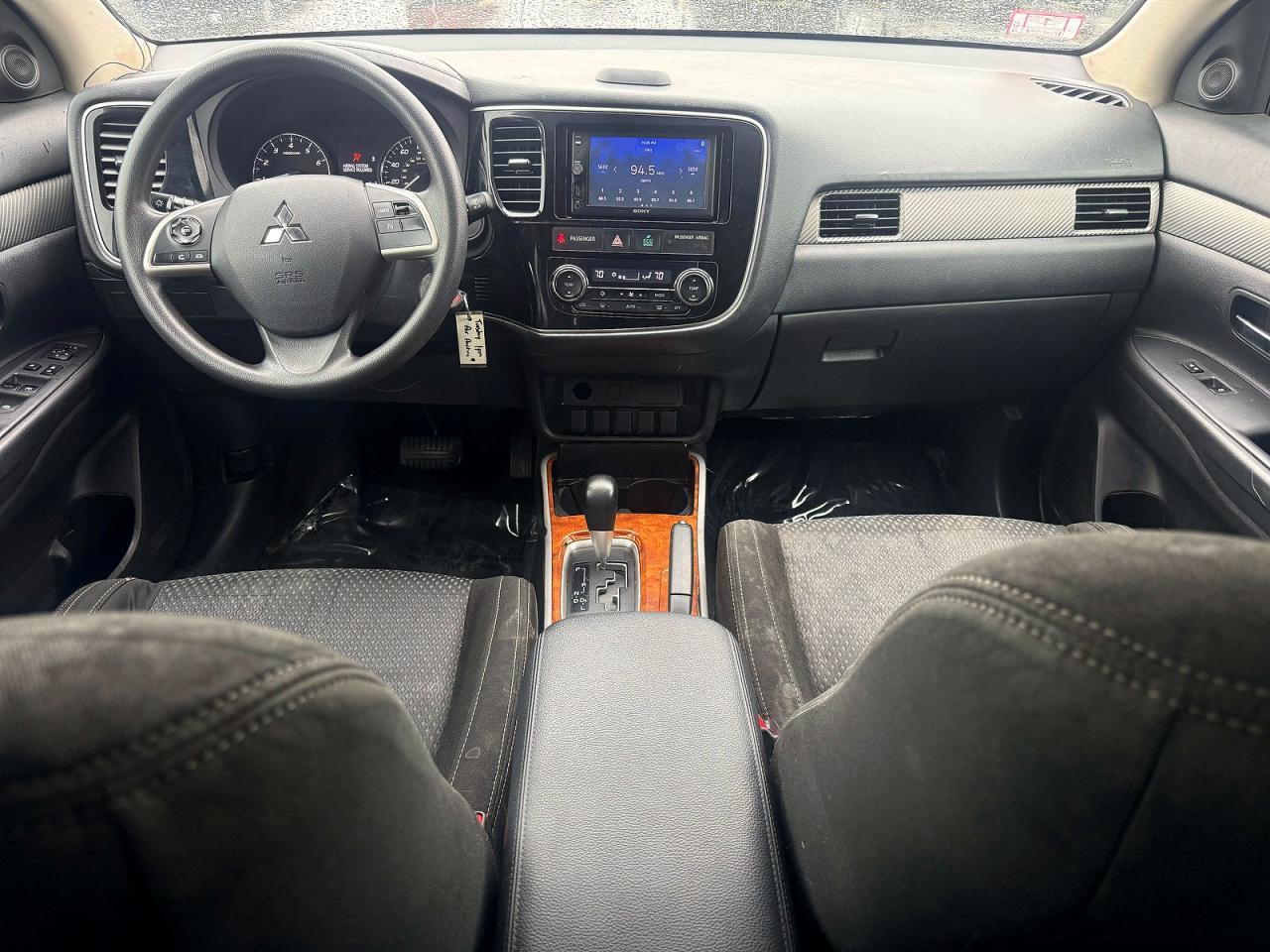 2018 MITSUBISHI OUTLANDER