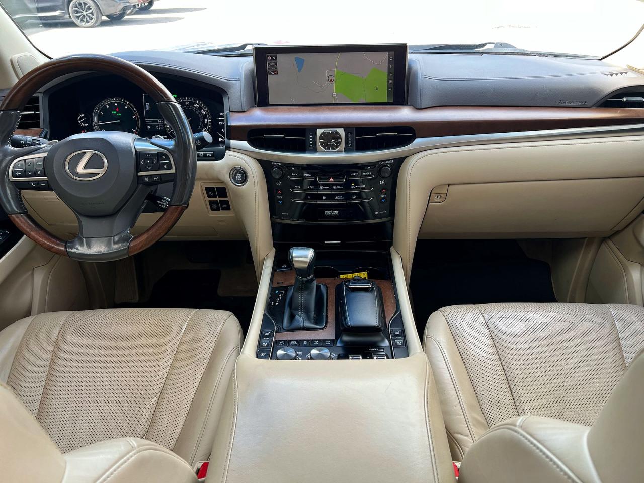 2019 LEXUS LX570
