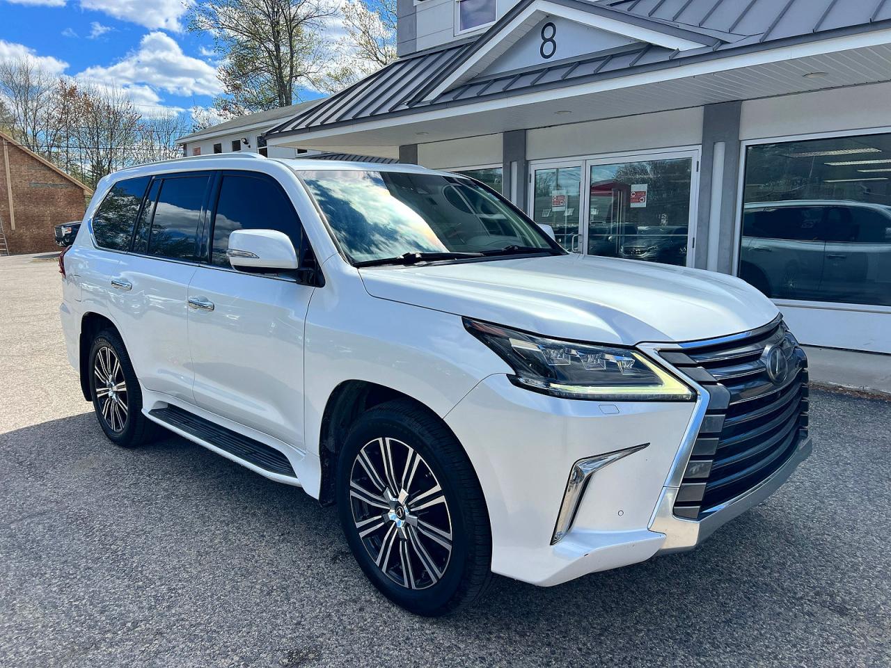 2019 LEXUS LX570