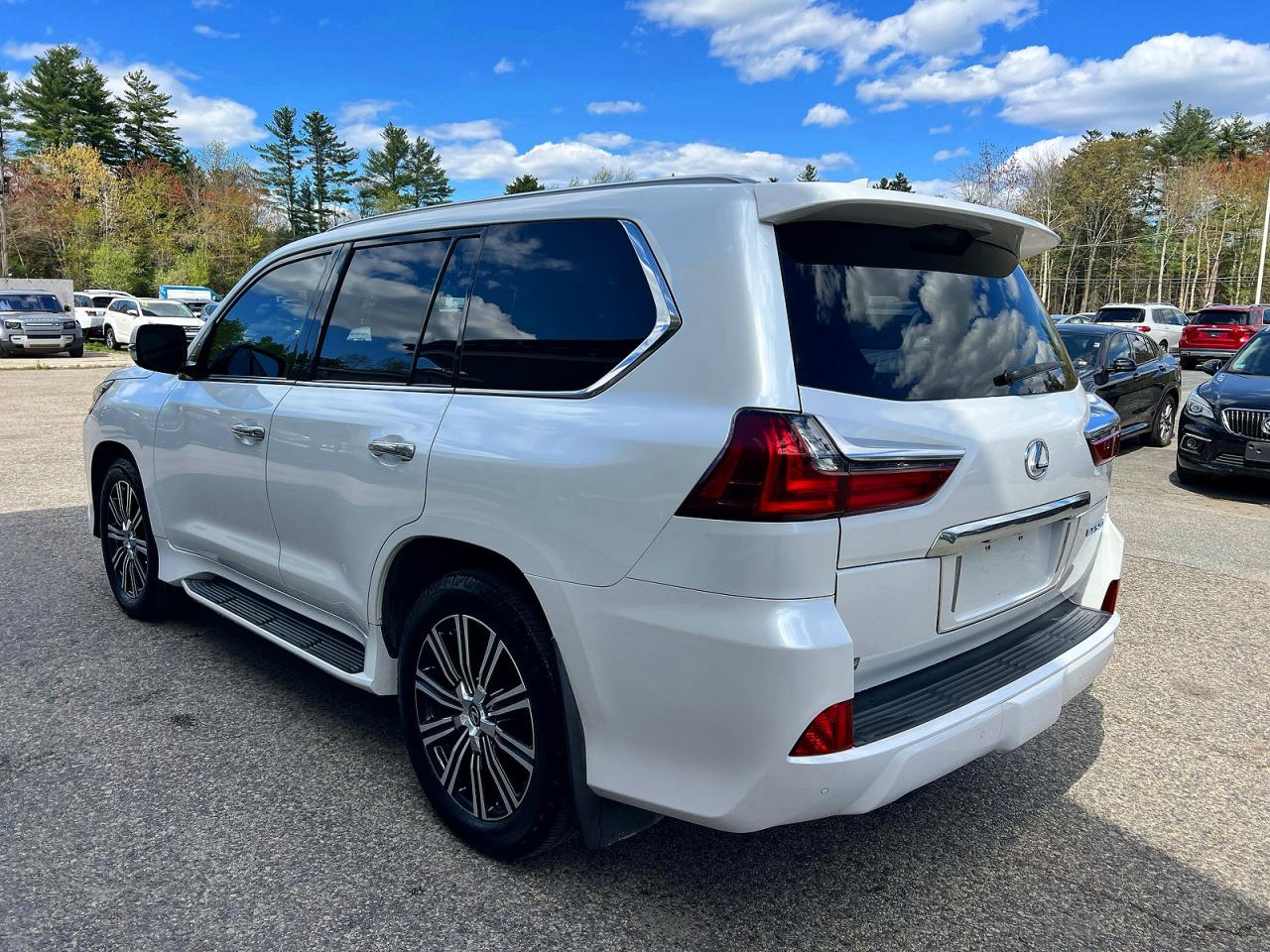 2019 LEXUS LX570