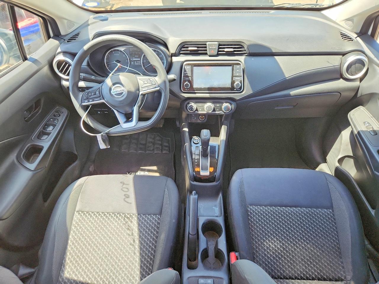 2020 NISSAN VERSA