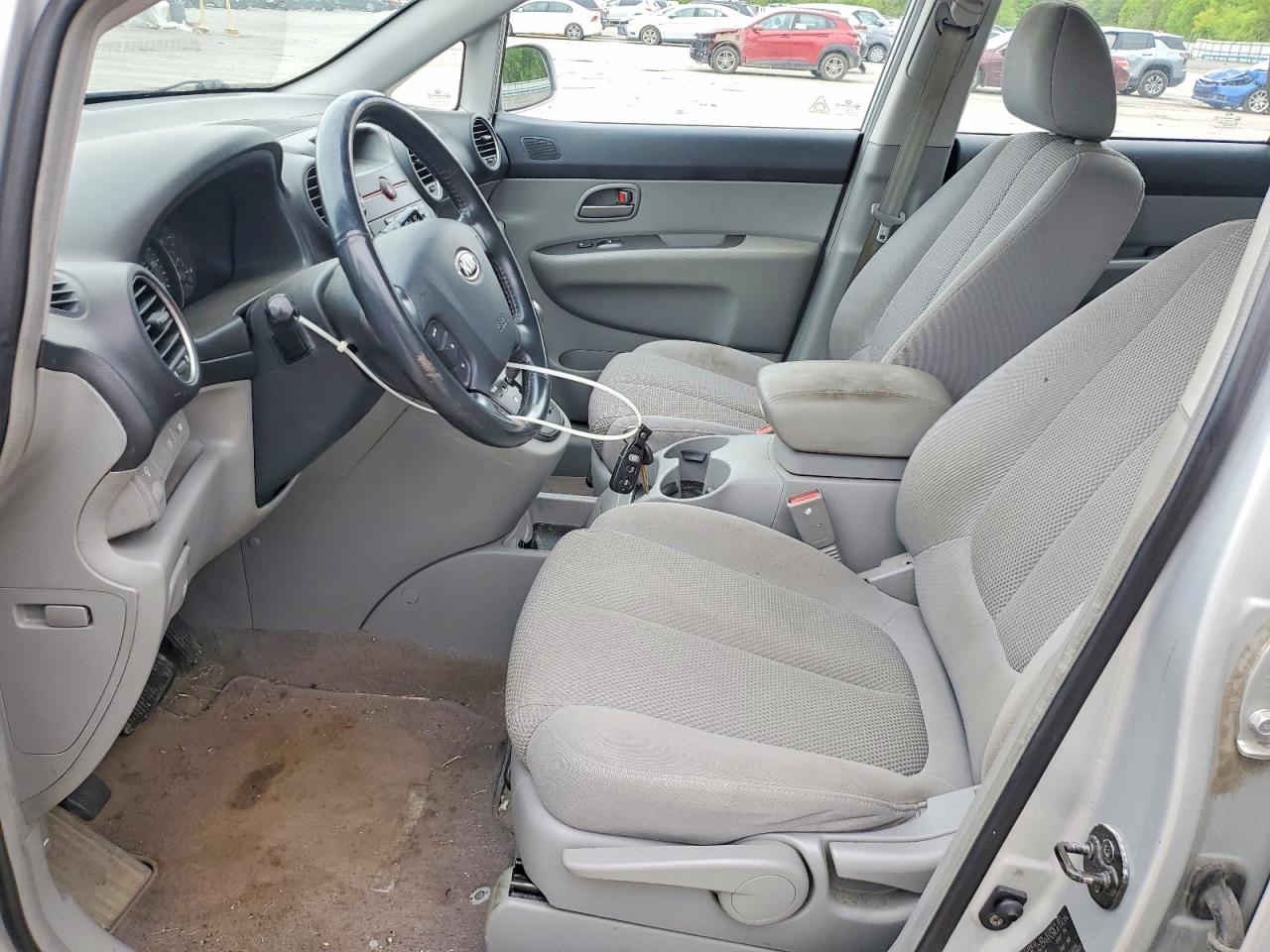 2007 KIA RONDO