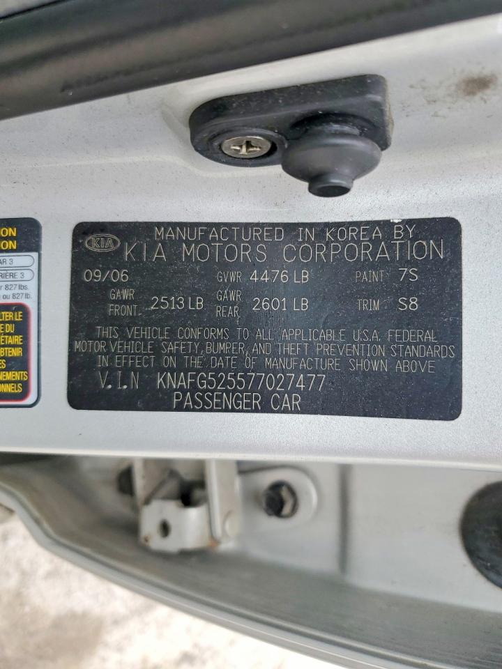 2007 KIA RONDO