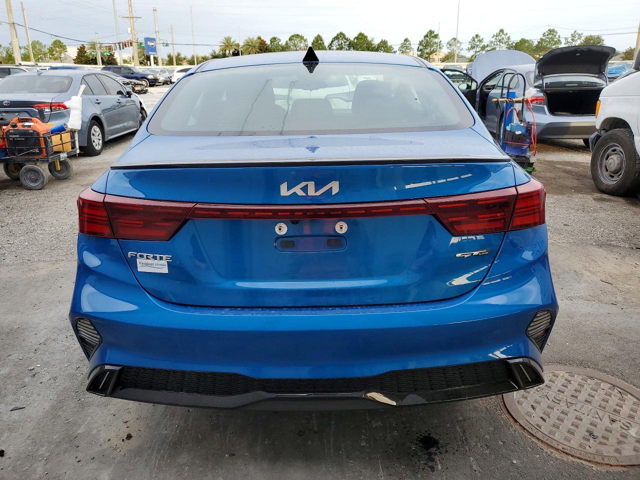 2023 KIA FORTE