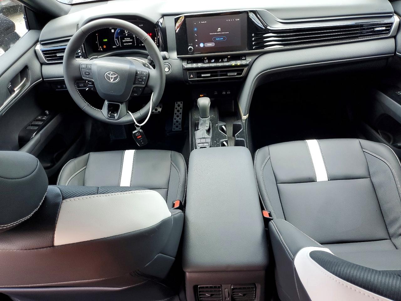 2026 TOYOTA CAMRY