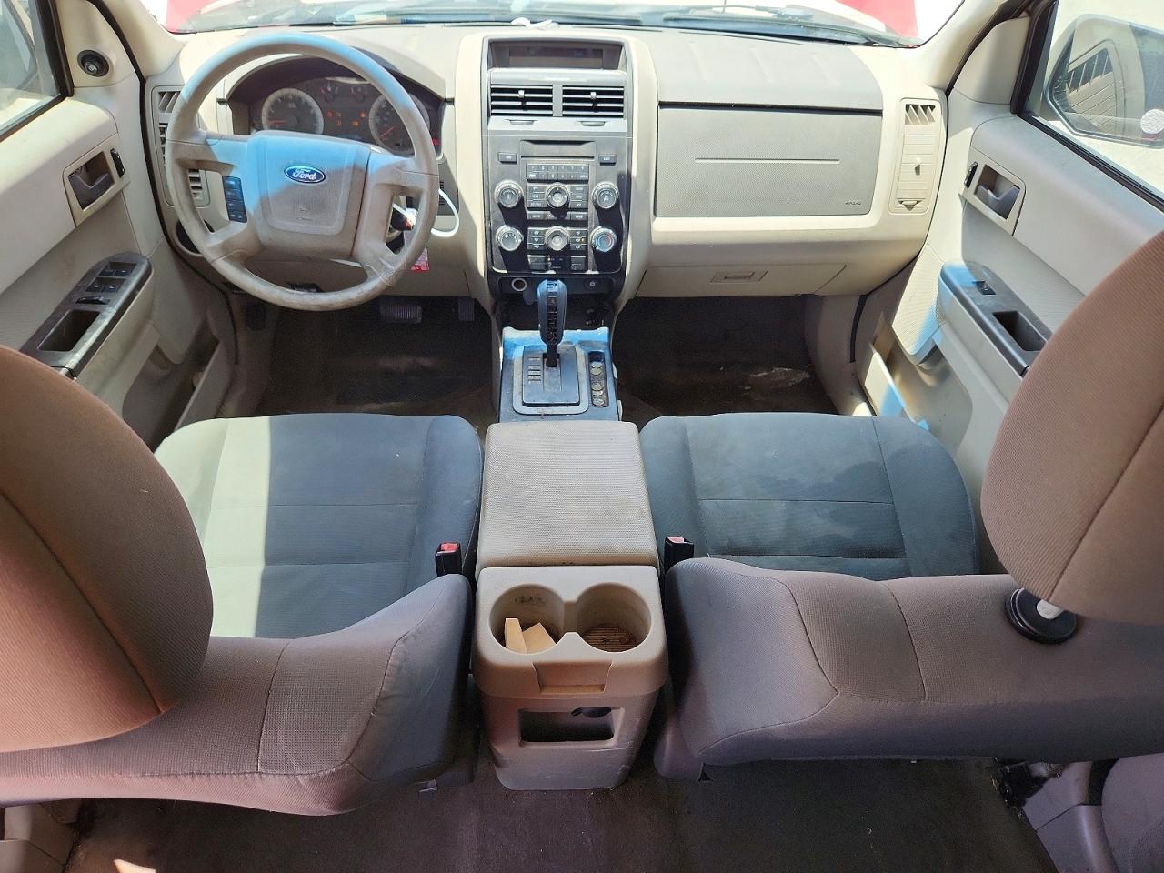 2009 FORD ESCAPE