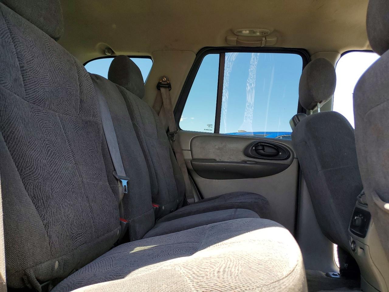 2004 CHEVROLET TRAILBLAZE