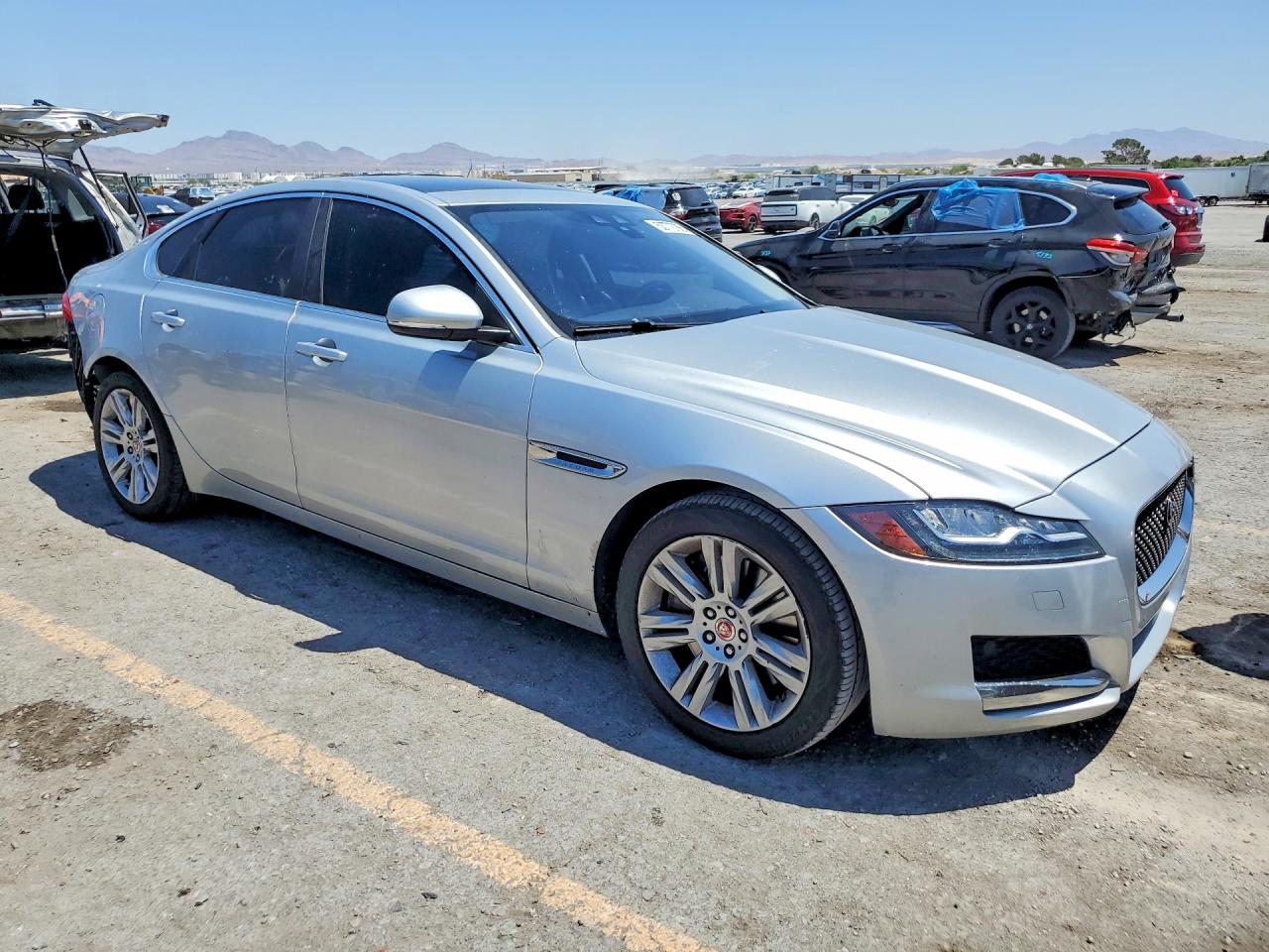 2017 JAGUAR XF