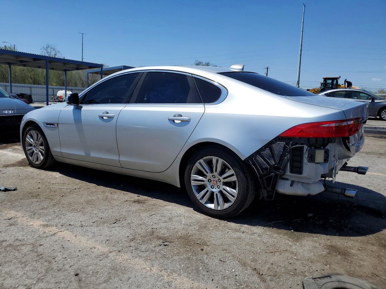 2017 JAGUAR XF