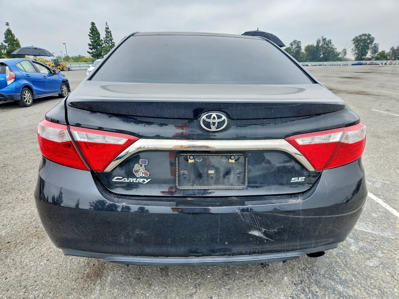 2017 TOYOTA CAMRY
