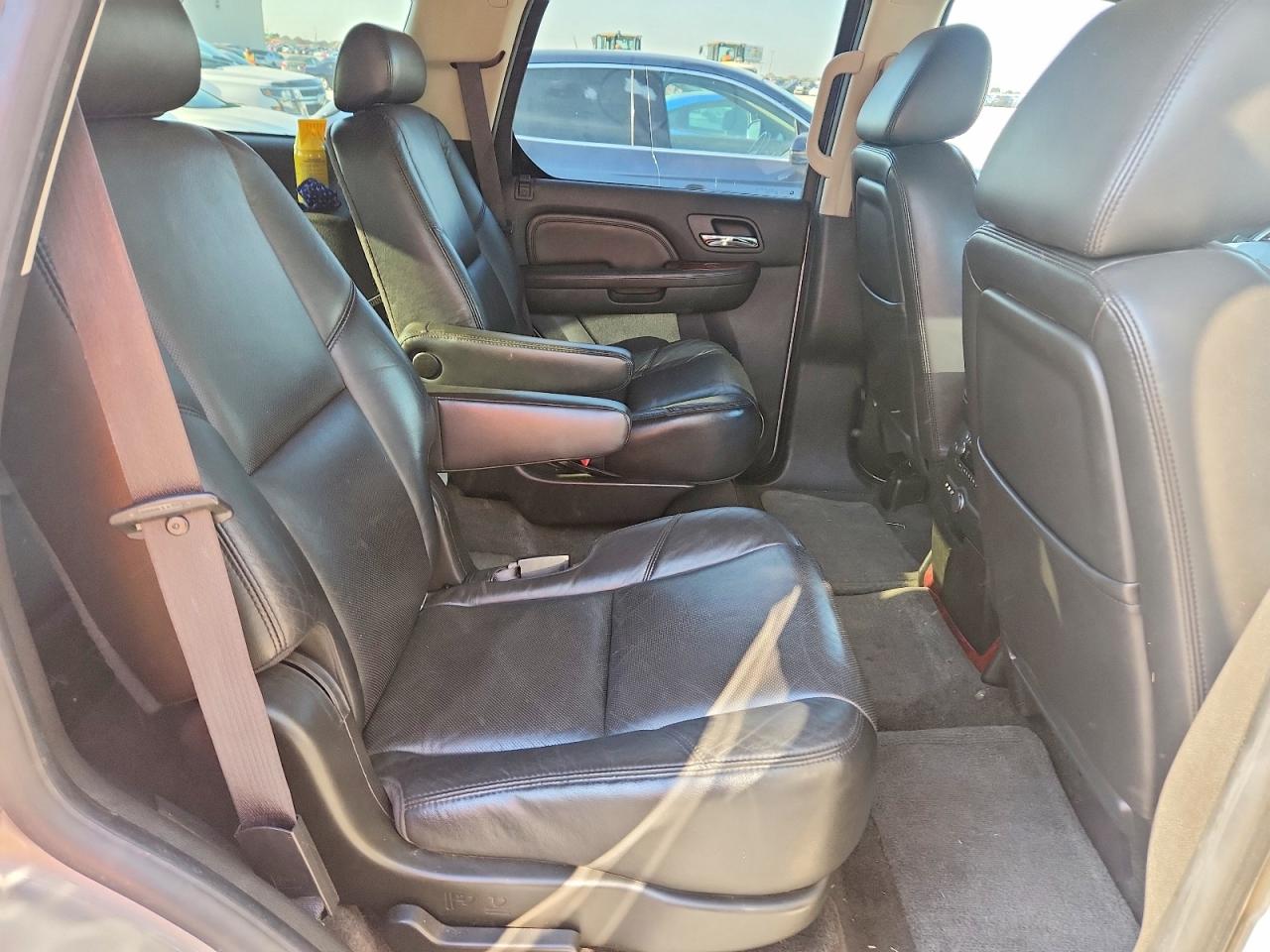2009 CADILLAC ESCALADE