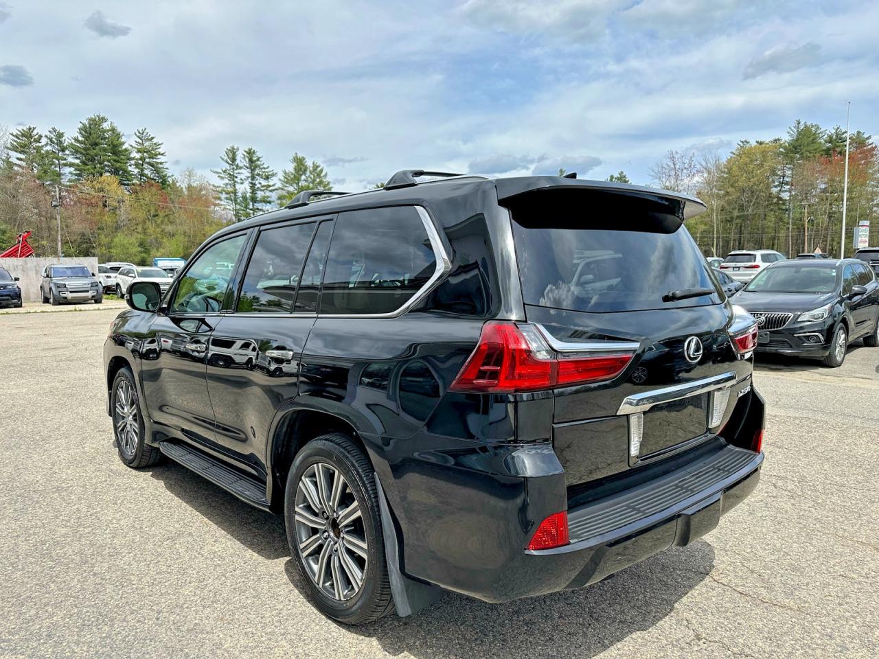 2017 LEXUS LX570
