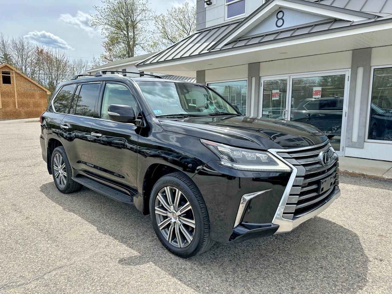 2017 LEXUS LX570