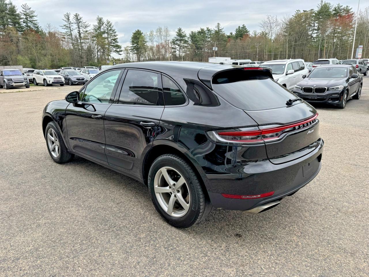 2021 PORSCHE MACAN