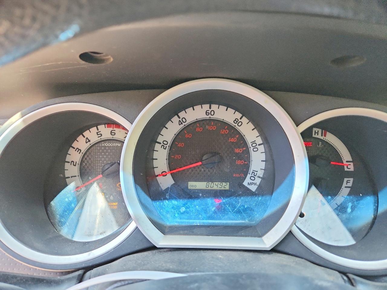 2011 TOYOTA TACOMA
