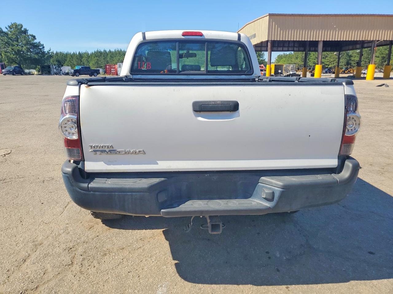 2011 TOYOTA TACOMA