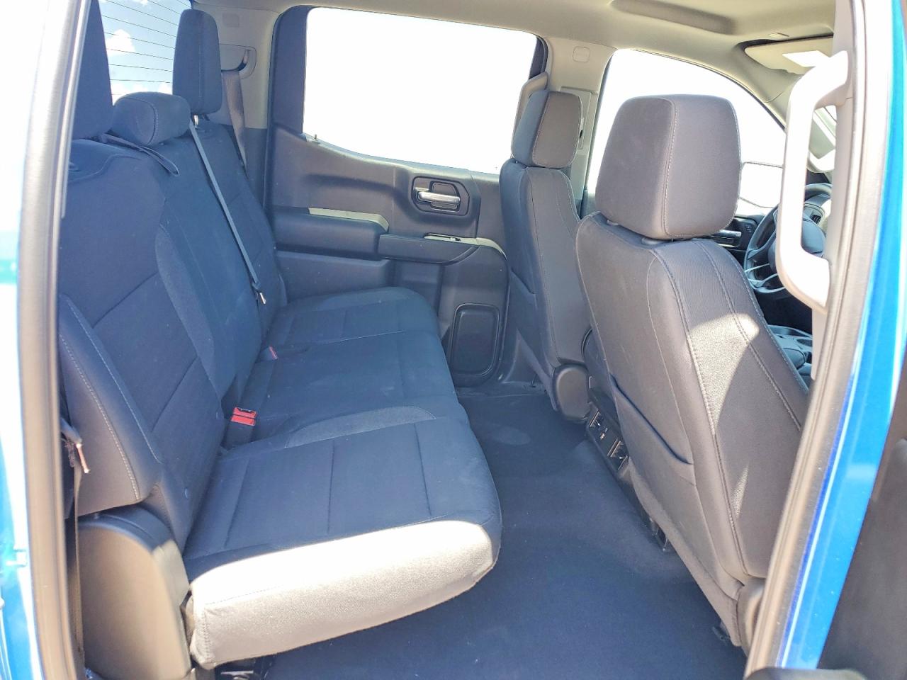 2025 CHEVROLET SILVERADO