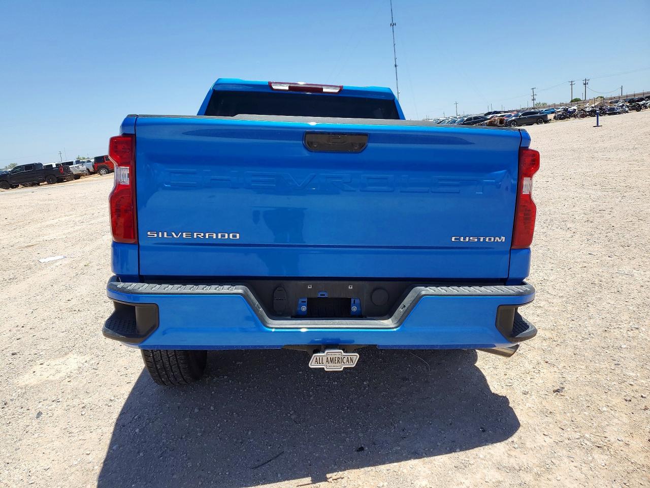 2025 CHEVROLET SILVERADO