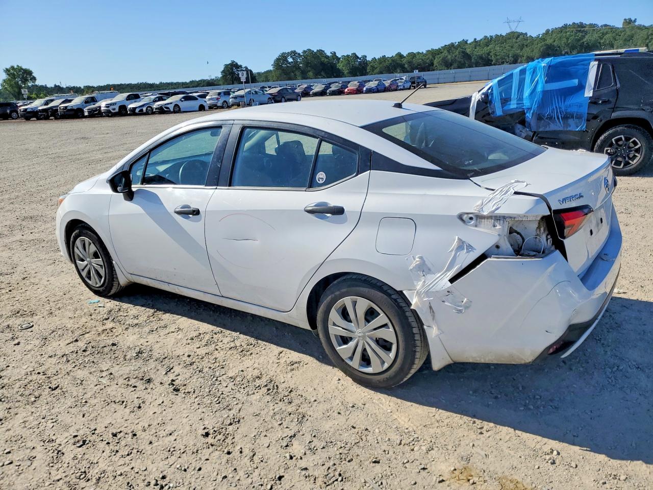 2020 NISSAN VERSA