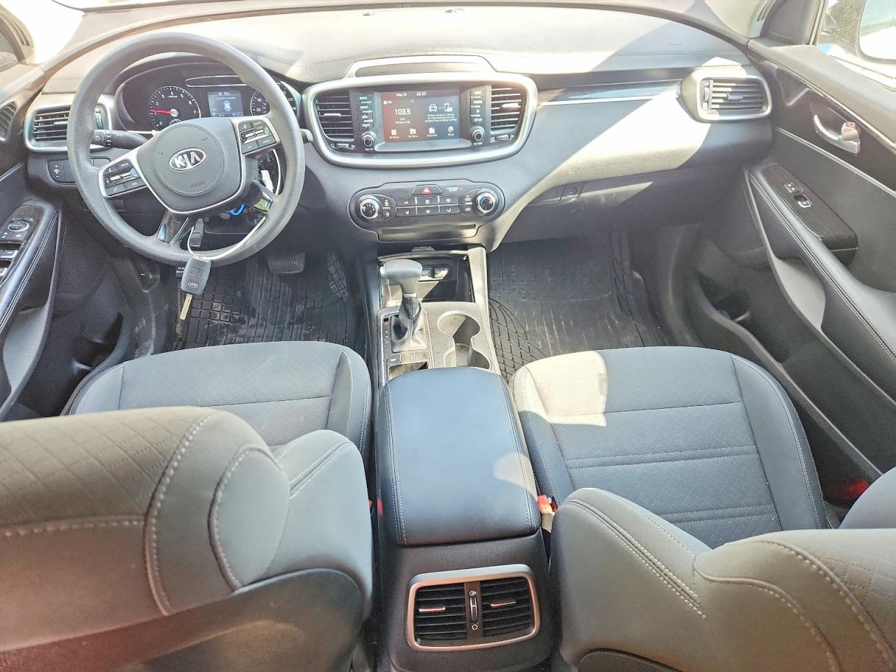 2020 KIA SORENTO