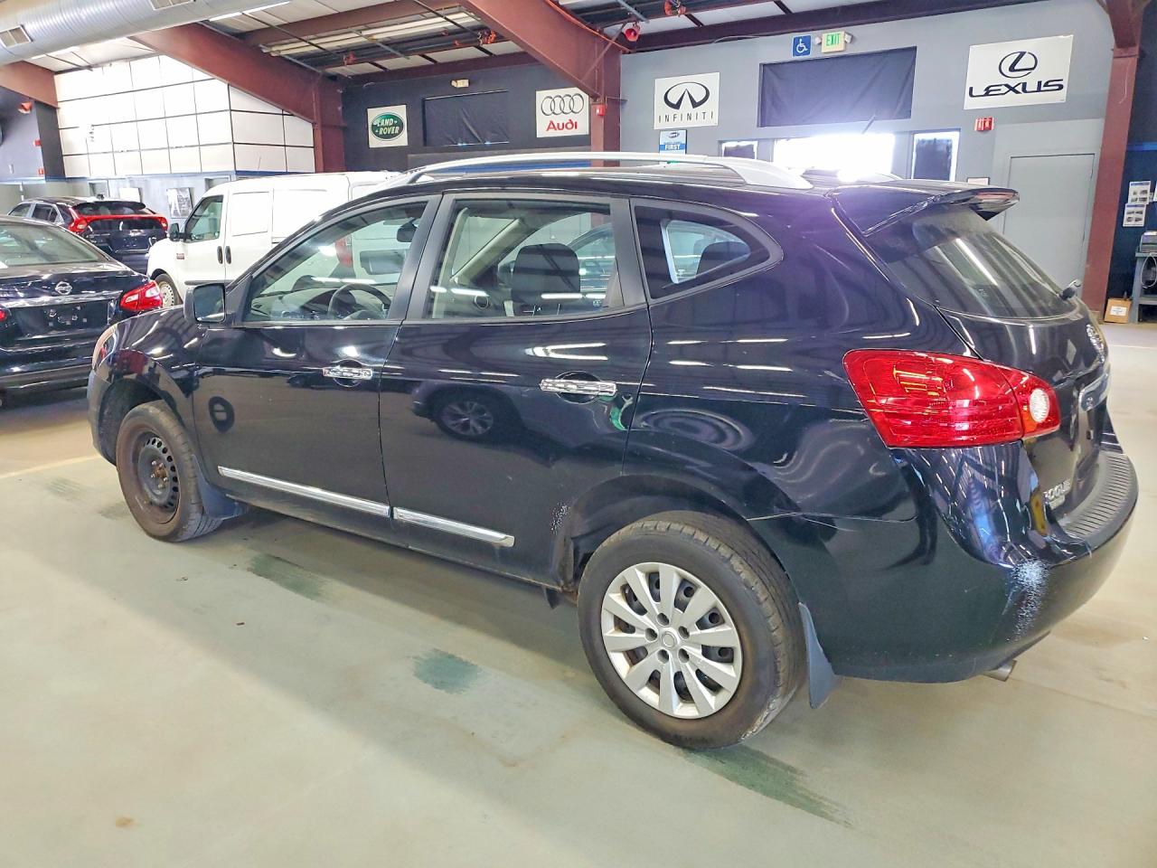 2014 NISSAN ROGUE