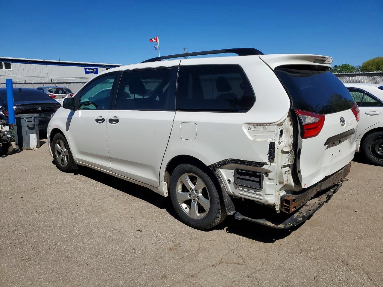 2017 TOYOTA SIENNA