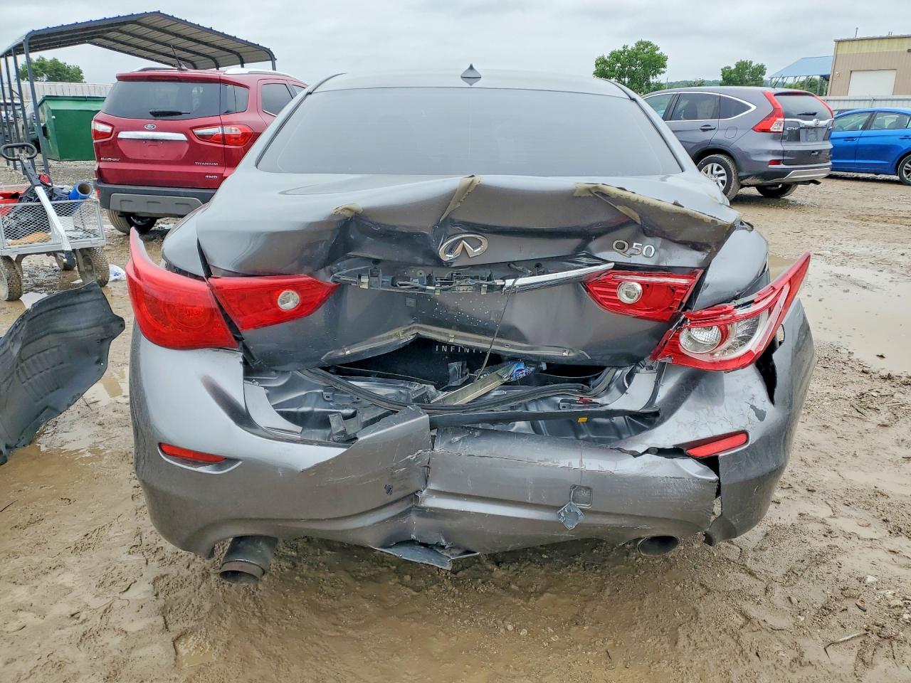 2015 INFINITI Q50