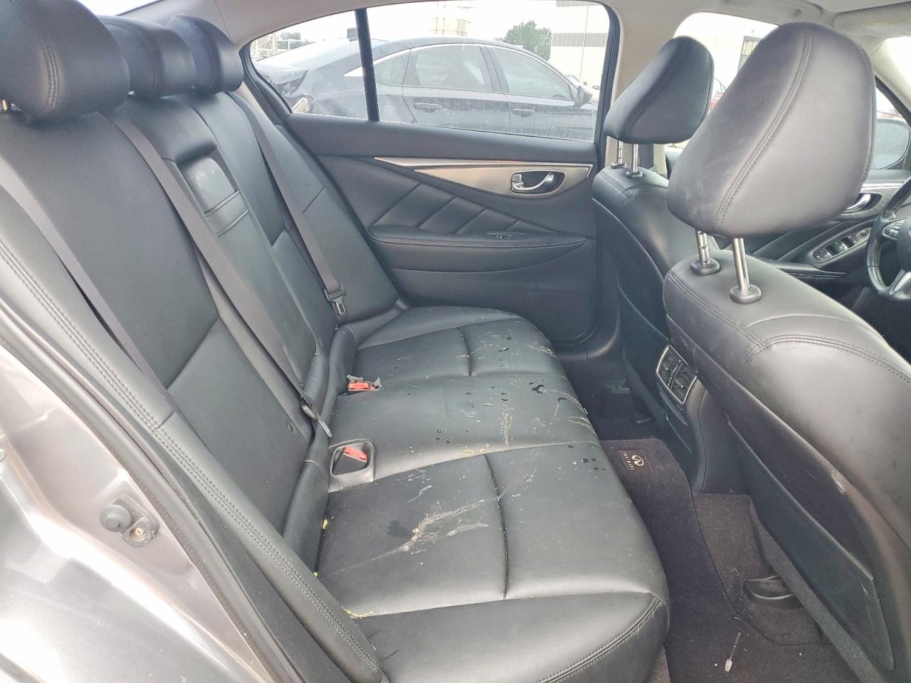 2015 INFINITI Q50