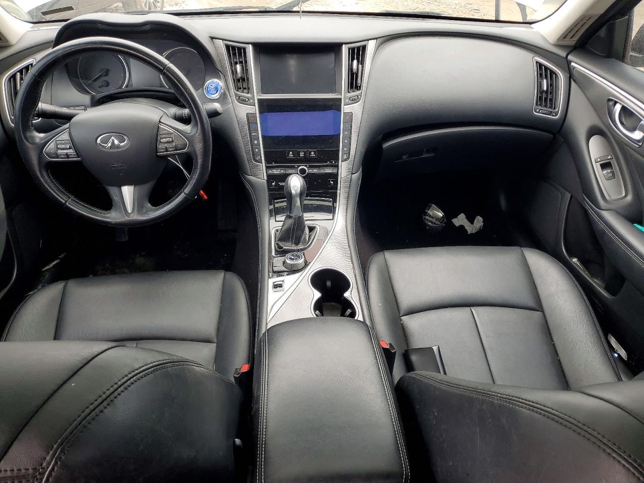 2015 INFINITI Q50