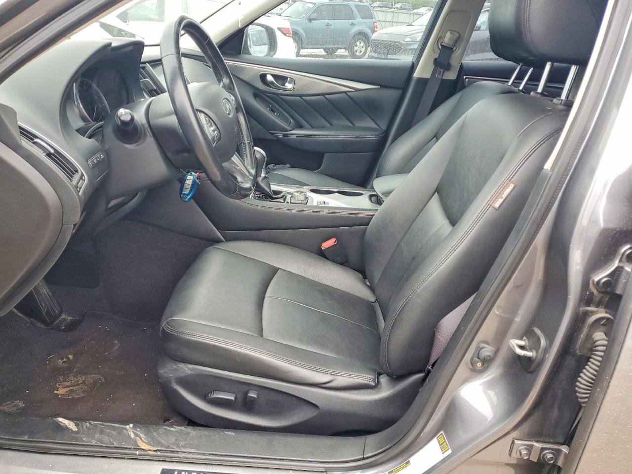 2015 INFINITI Q50