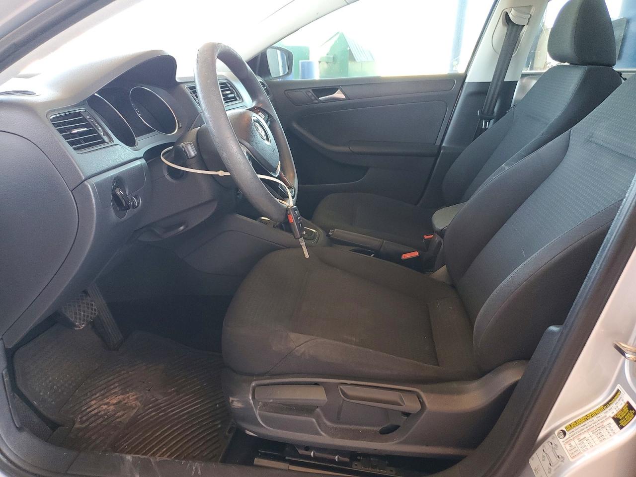 2016 VOLKSWAGEN JETTA