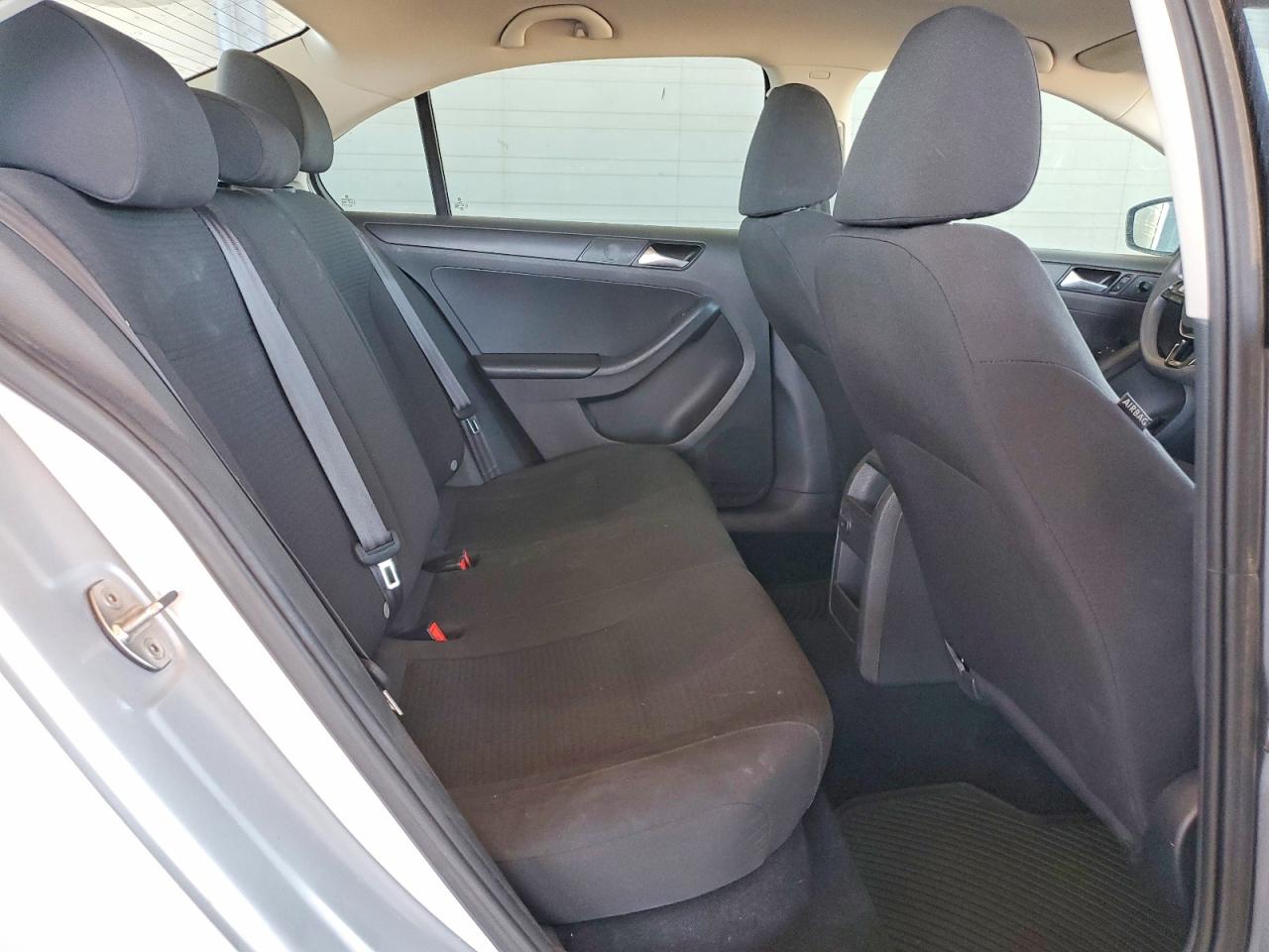 2016 VOLKSWAGEN JETTA