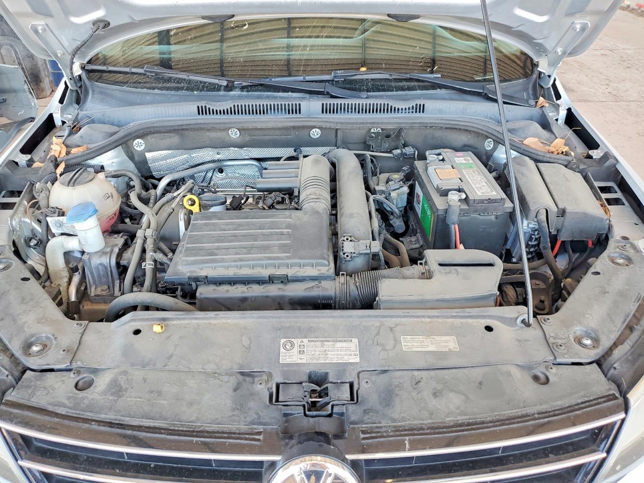 2016 VOLKSWAGEN JETTA