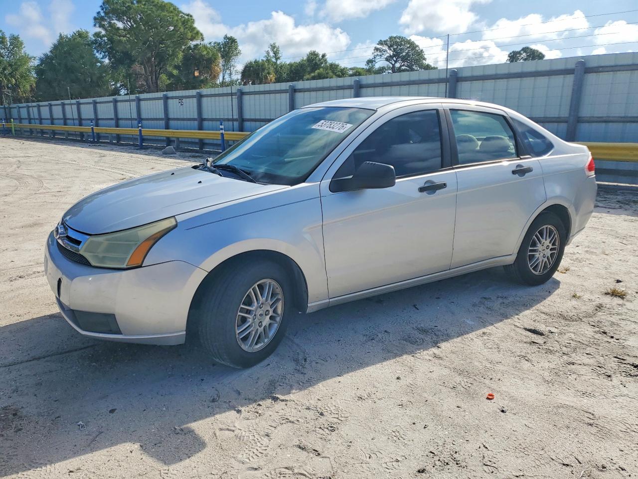 2011 FORD FOCUS