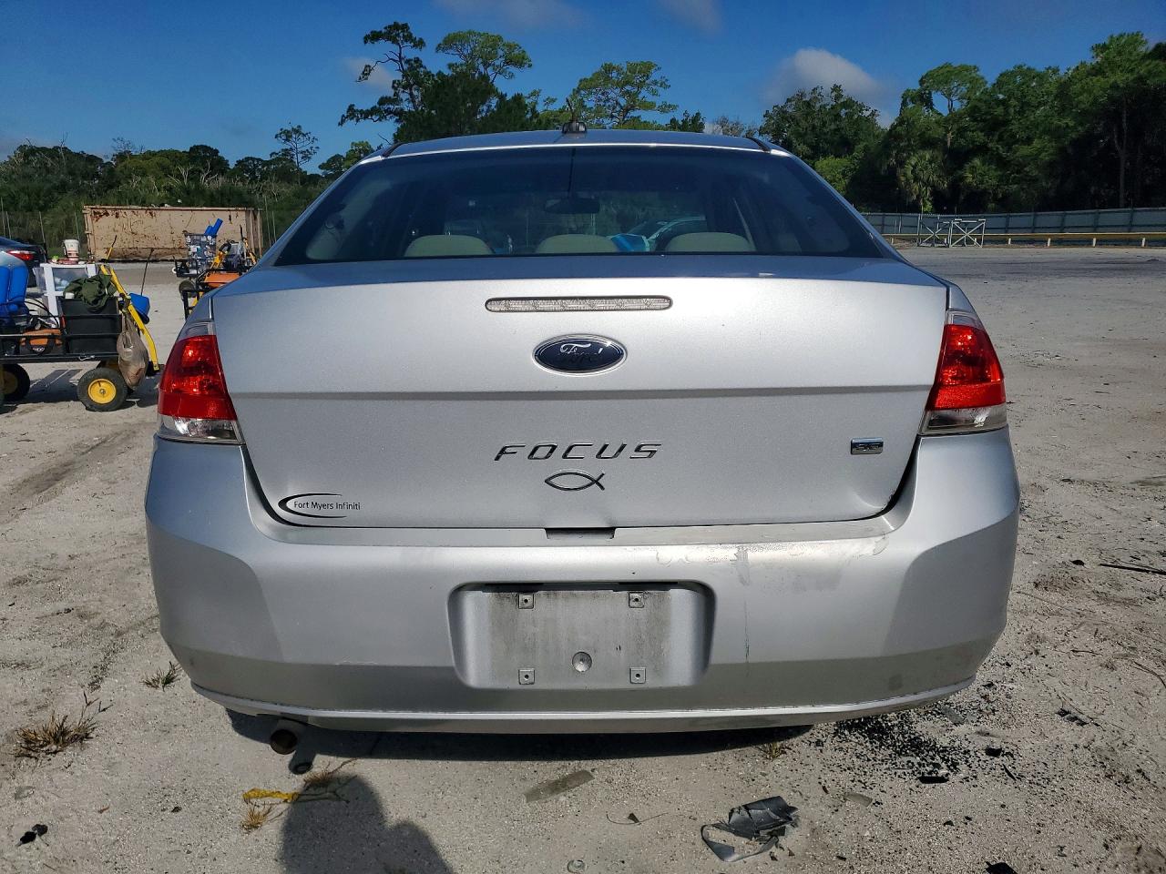 2011 FORD FOCUS