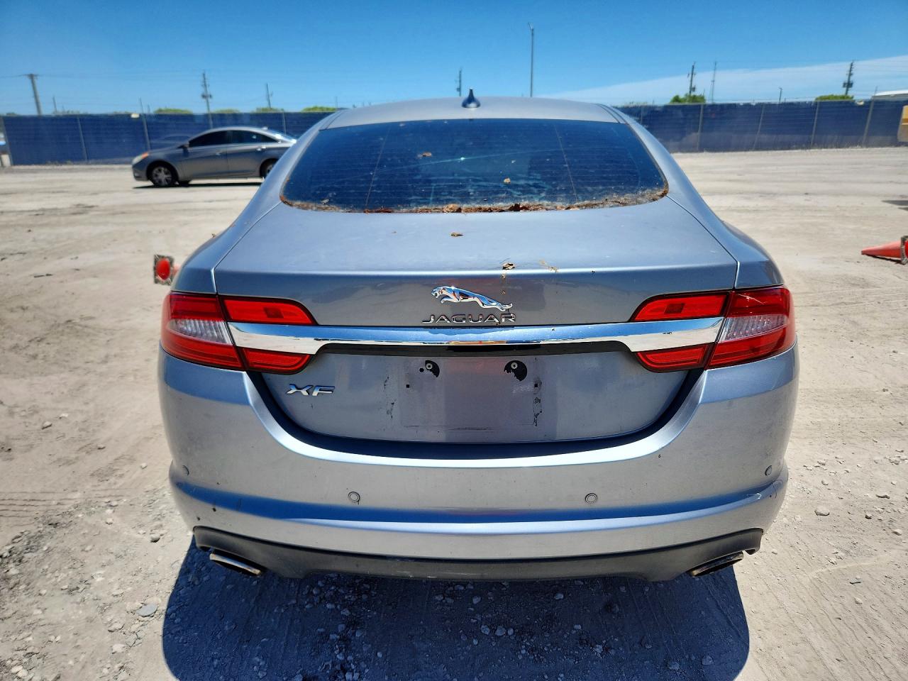 2014 JAGUAR XF