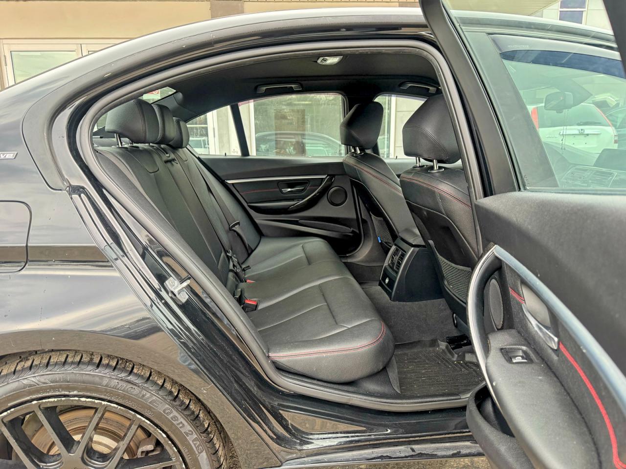 2018 BMW 3 SERIES